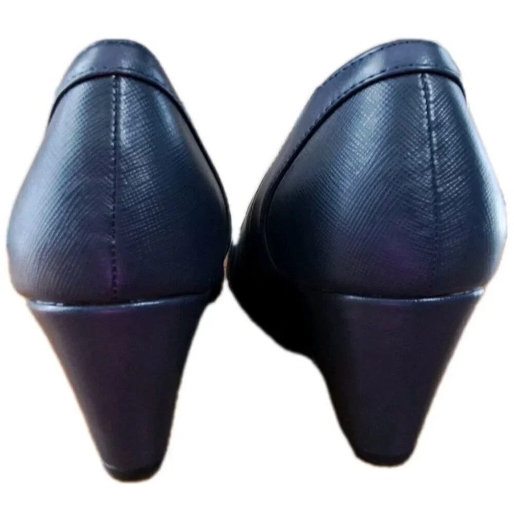 Life Stride Women's 11 Blue Wedge Vegan Leather Pumps New No Box No Tags